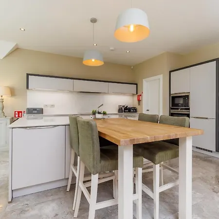 Luxury 4 Bedroom Mount Juliet Estate Kilkenny * トマスタウン